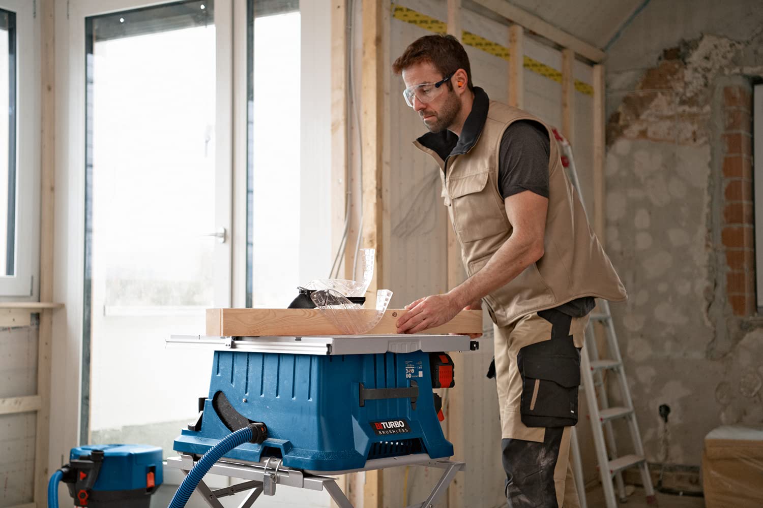 bosch-professional-18v-system-biturbo-akku-tischkreiss-ge-gts-18v-216-arbeitstis image 4
