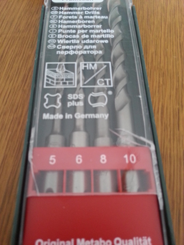 Bohrt wie durch Butter