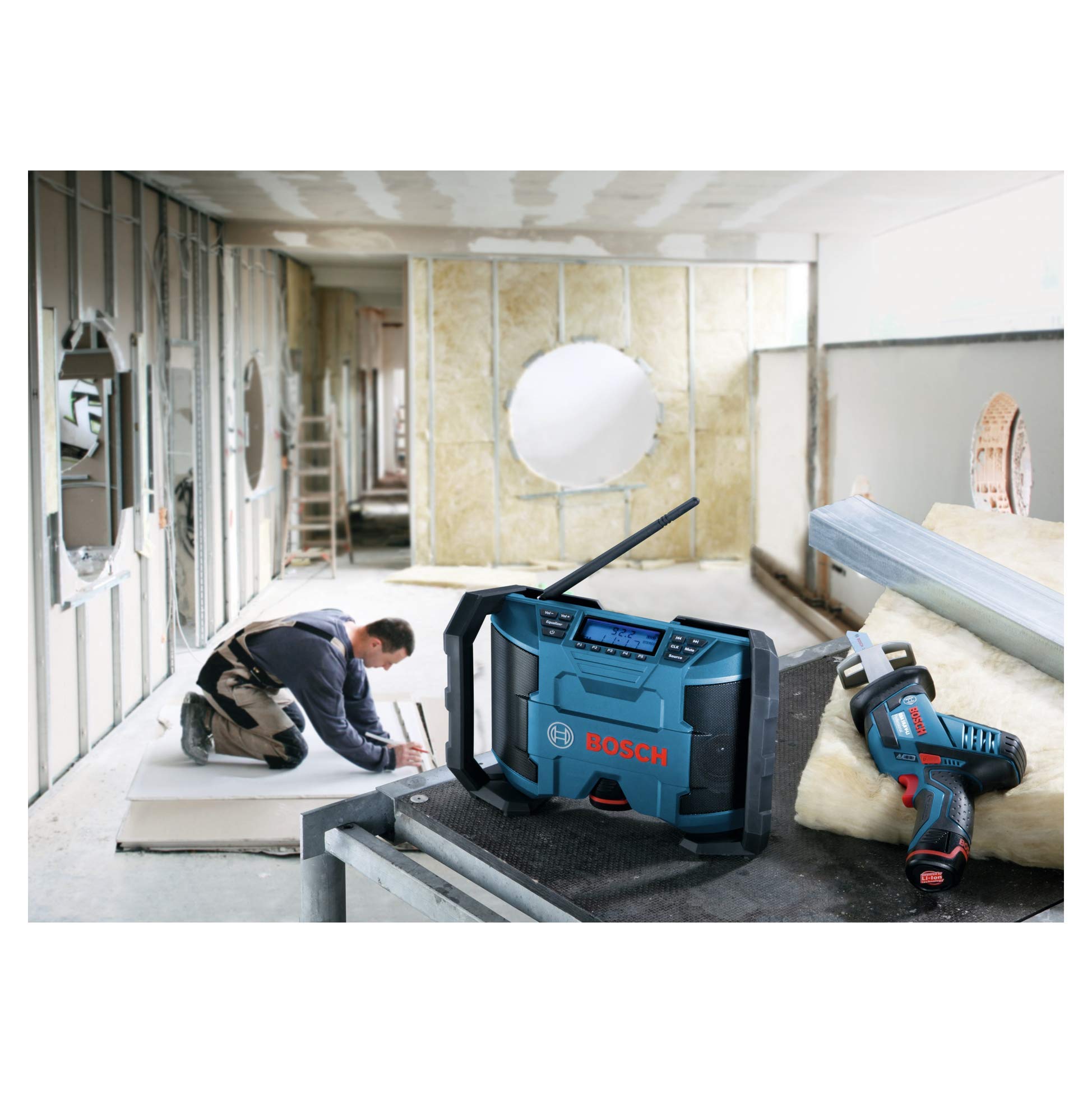 bosch-professional-gml-10-8-v-li-akku-baustellenradio-fm-am-und-mp3-aux-in-solo- image 5
