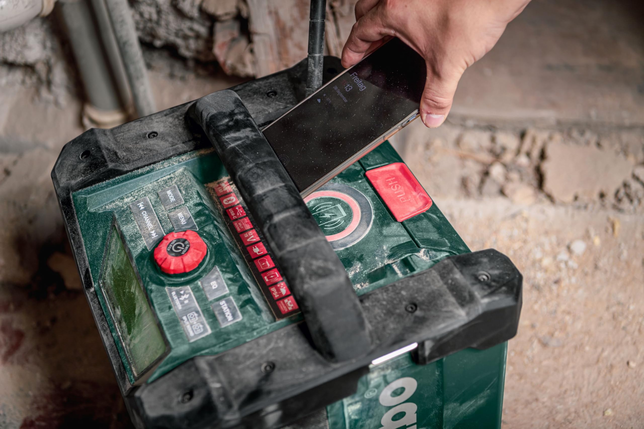 metabo-akku-baustellenradio-rc-12-18-32w-bt-dab-600779850-ip54-bluetooth-usb-c-i image 2