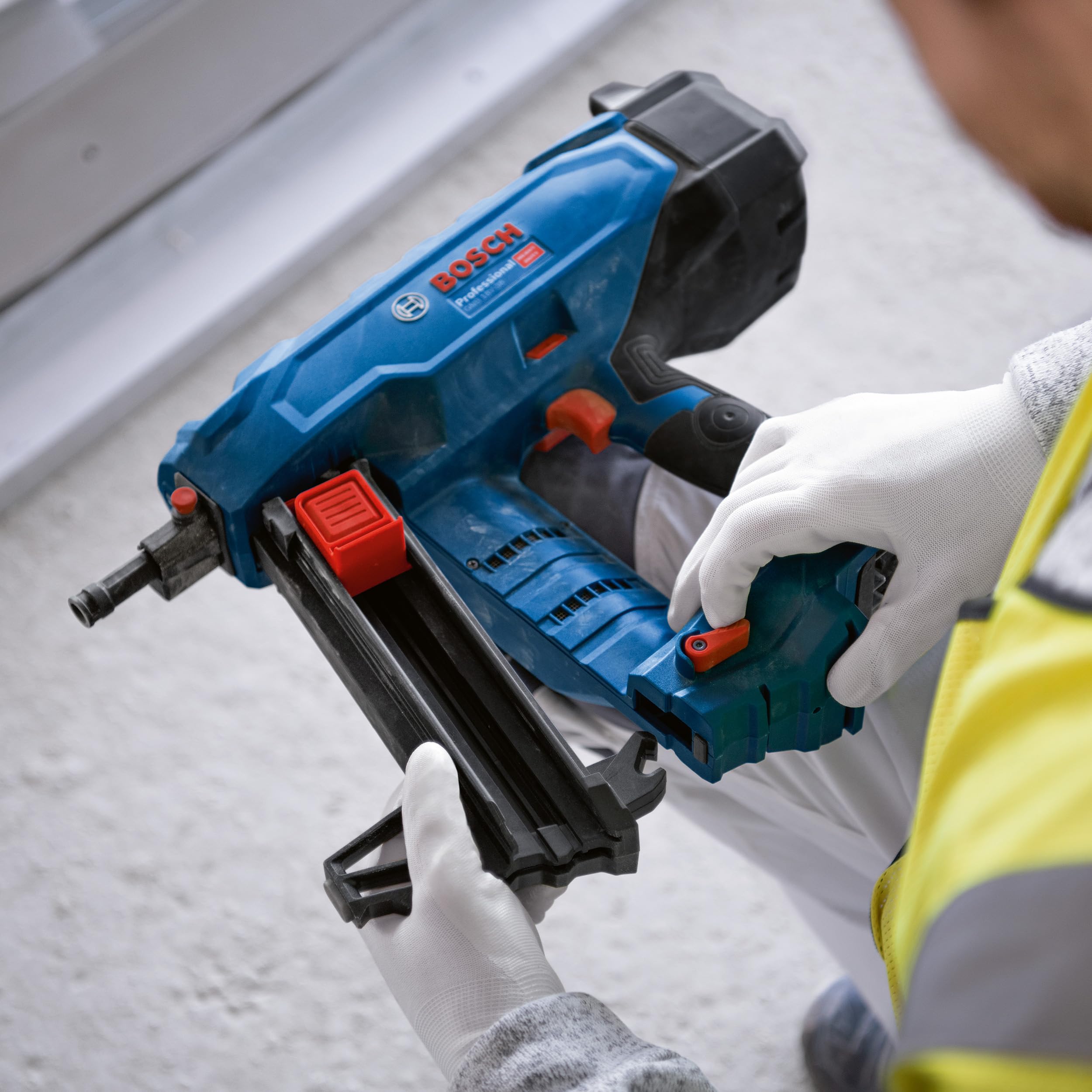 bosch-professional-18v-system-biturbo-betonnagler-gnb-18v-38-max-nagell-nge-38-m image 3