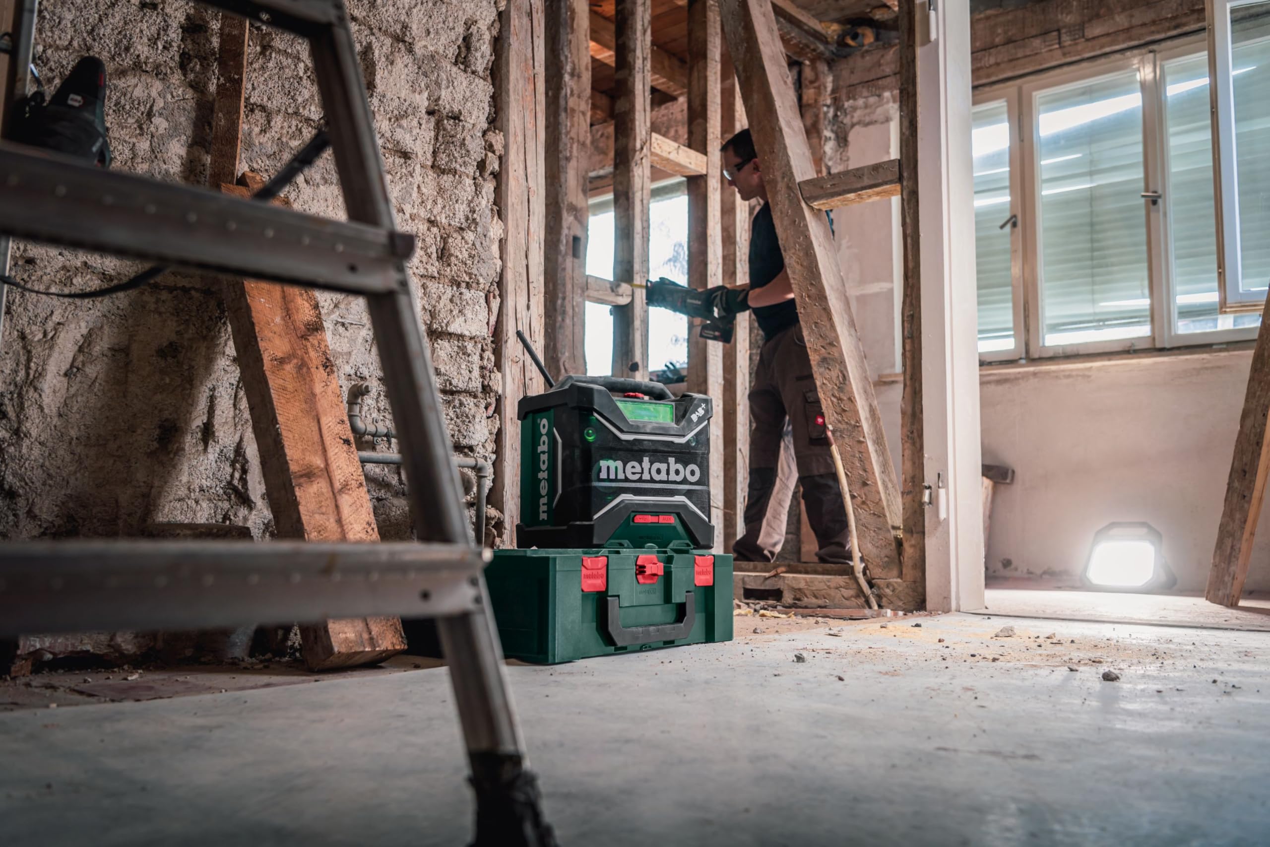 metabo-akku-baustellenradio-rc-12-18-32w-bt-dab-600779850-ip54-bluetooth-usb-c-i image 4