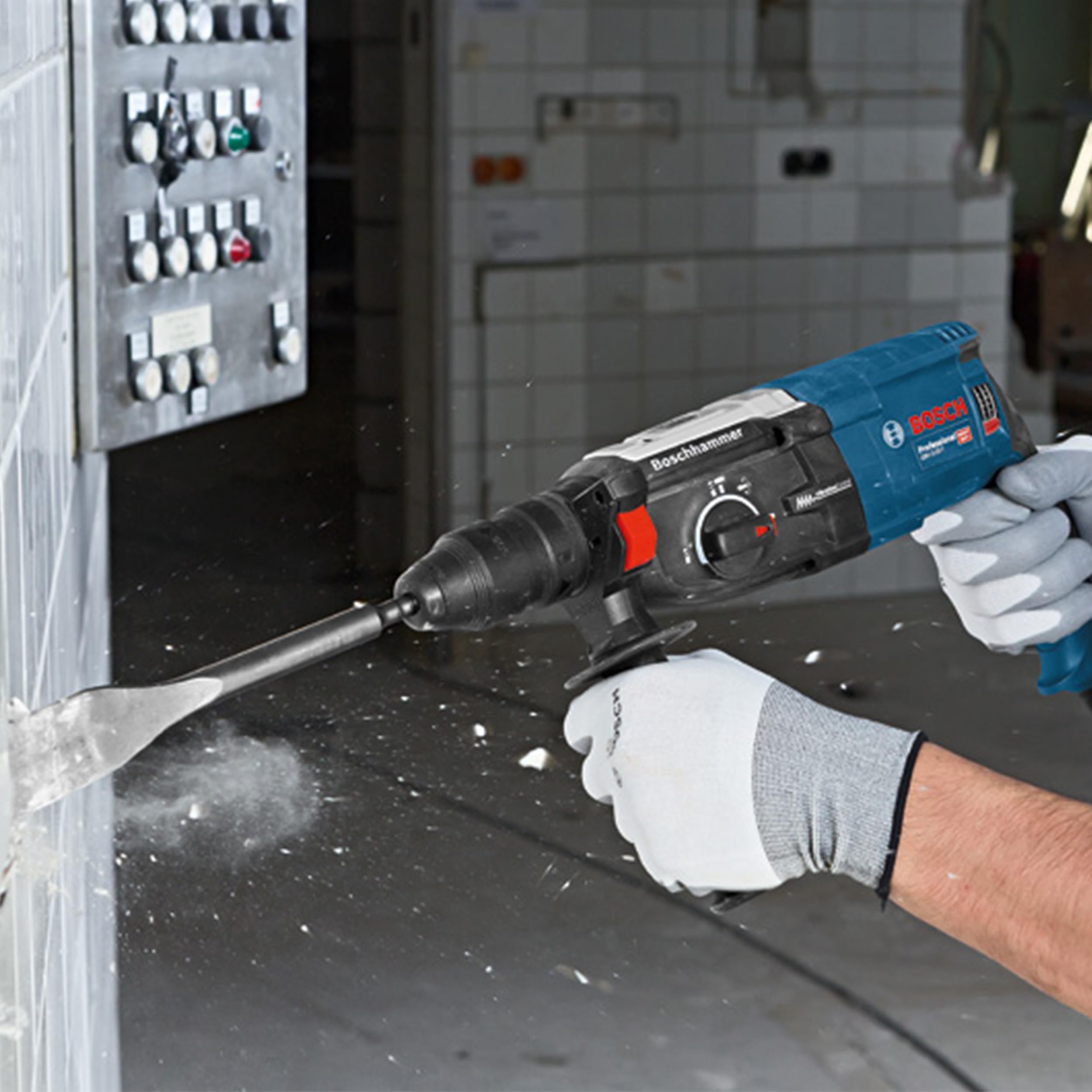 bosch-professional-bohrhammer-gbh-2-28-f-880-w-3-2-j-schlagenergie-sds-plus-kick image 6
