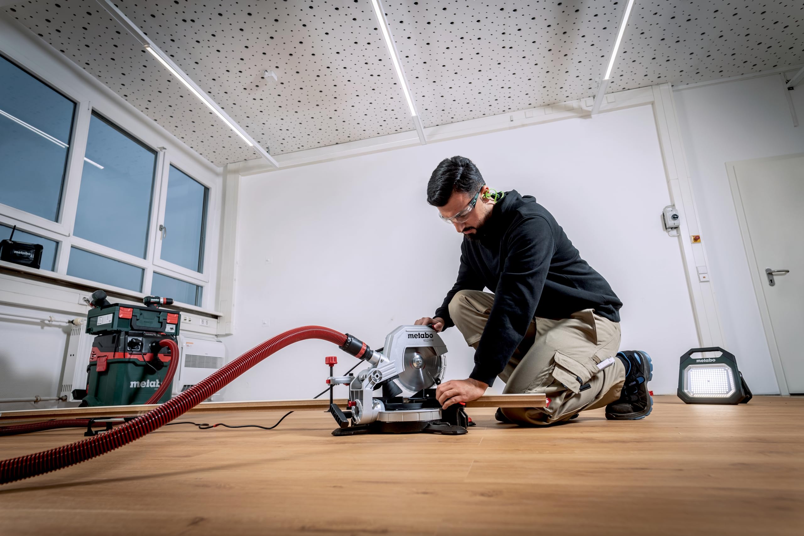 metabo-ks-216-m-kapps-ge-ohne-zugfunktion-1100-w-216-mm-s-geblatt-led-schattenli image 4
