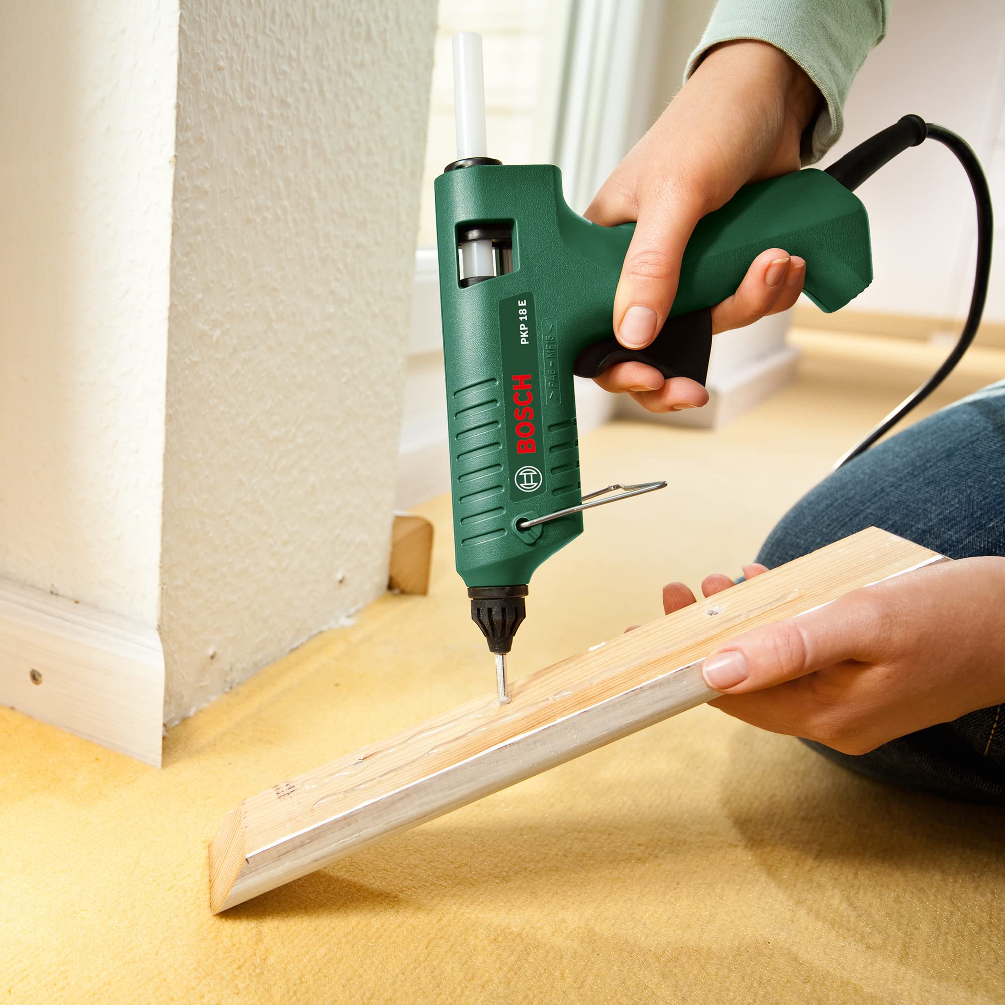 bosch-klebepistole-pkp-18-e-240-volt-extralange-d-se-mechanischer-vorschub-inkl- image 4