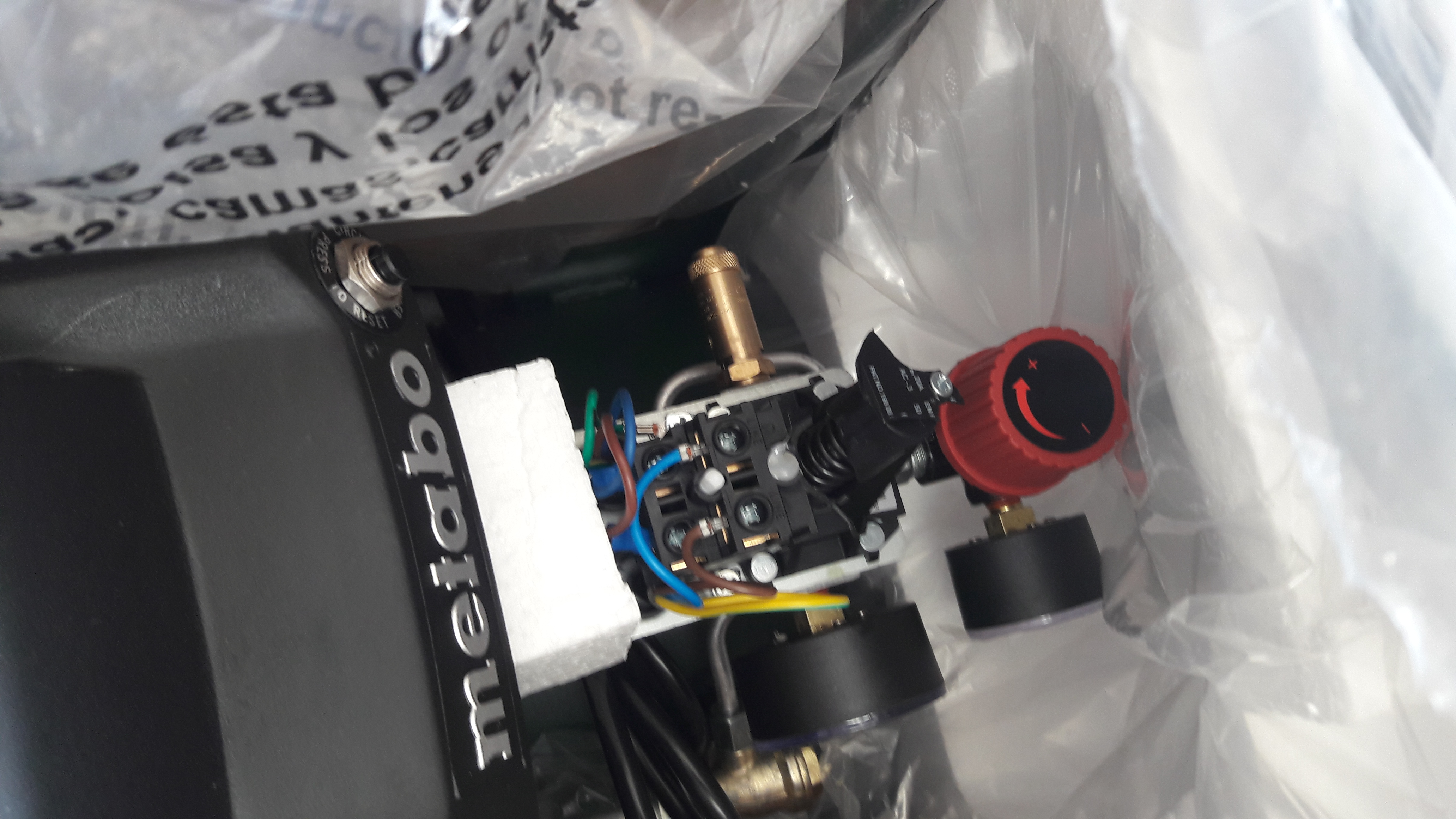 Transportgriff fehlt beim Auspacken